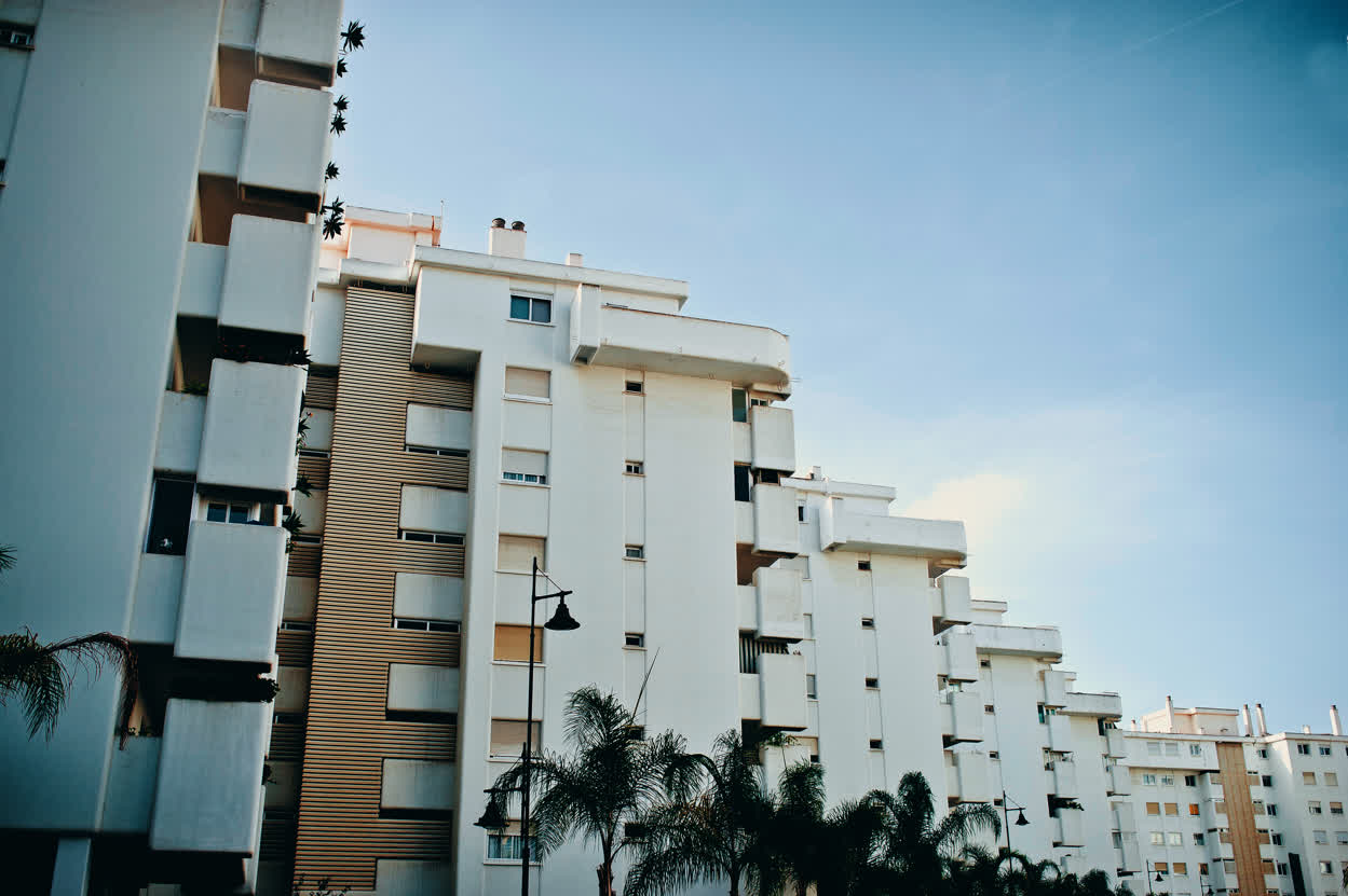 посуточно